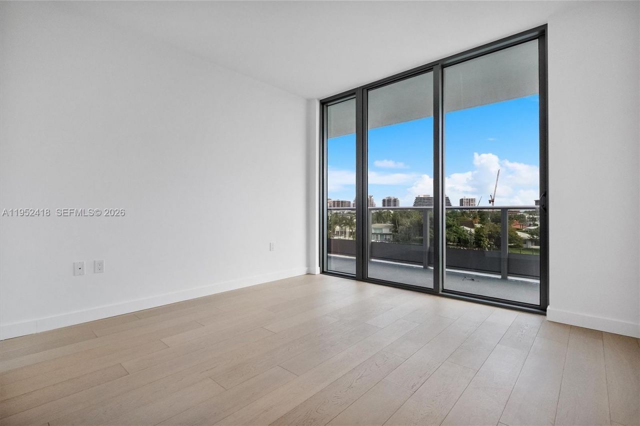 9221 E Bay Harbor, Unit 509, Bay Harbor Islands, FL 33154 Photo