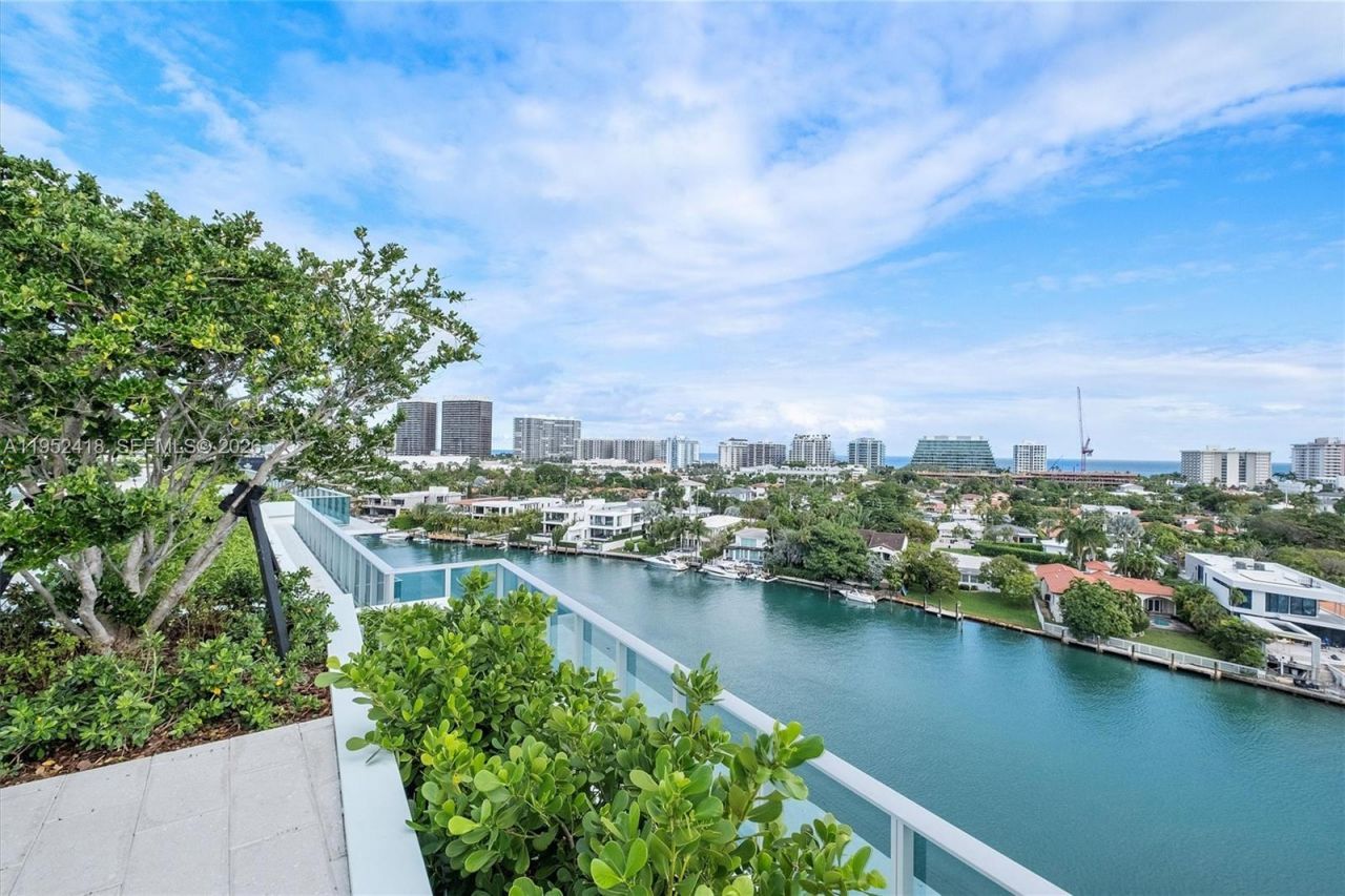 9221 E Bay Harbor, Unit 509, Bay Harbor Islands, FL 33154 Photo
