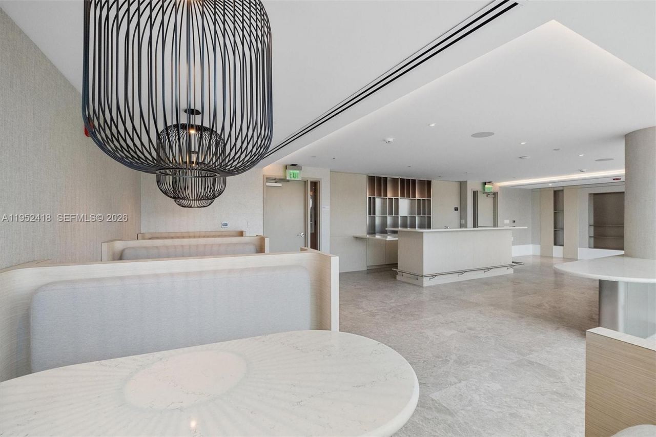 9221 E Bay Harbor, Unit 509, Bay Harbor Islands, FL 33154 Photo