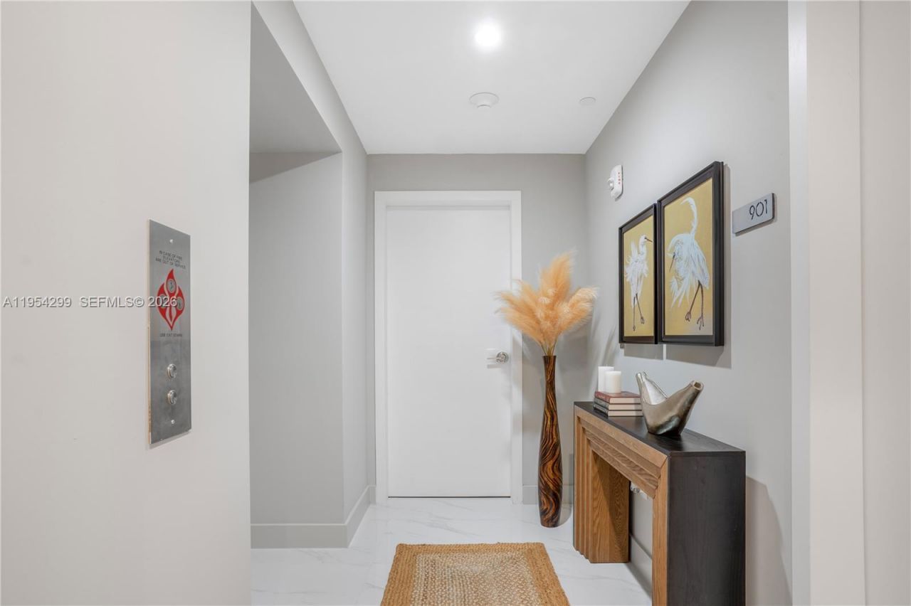 700 NE 24th Street , Unit 901, Miami, FL 33137 Photo