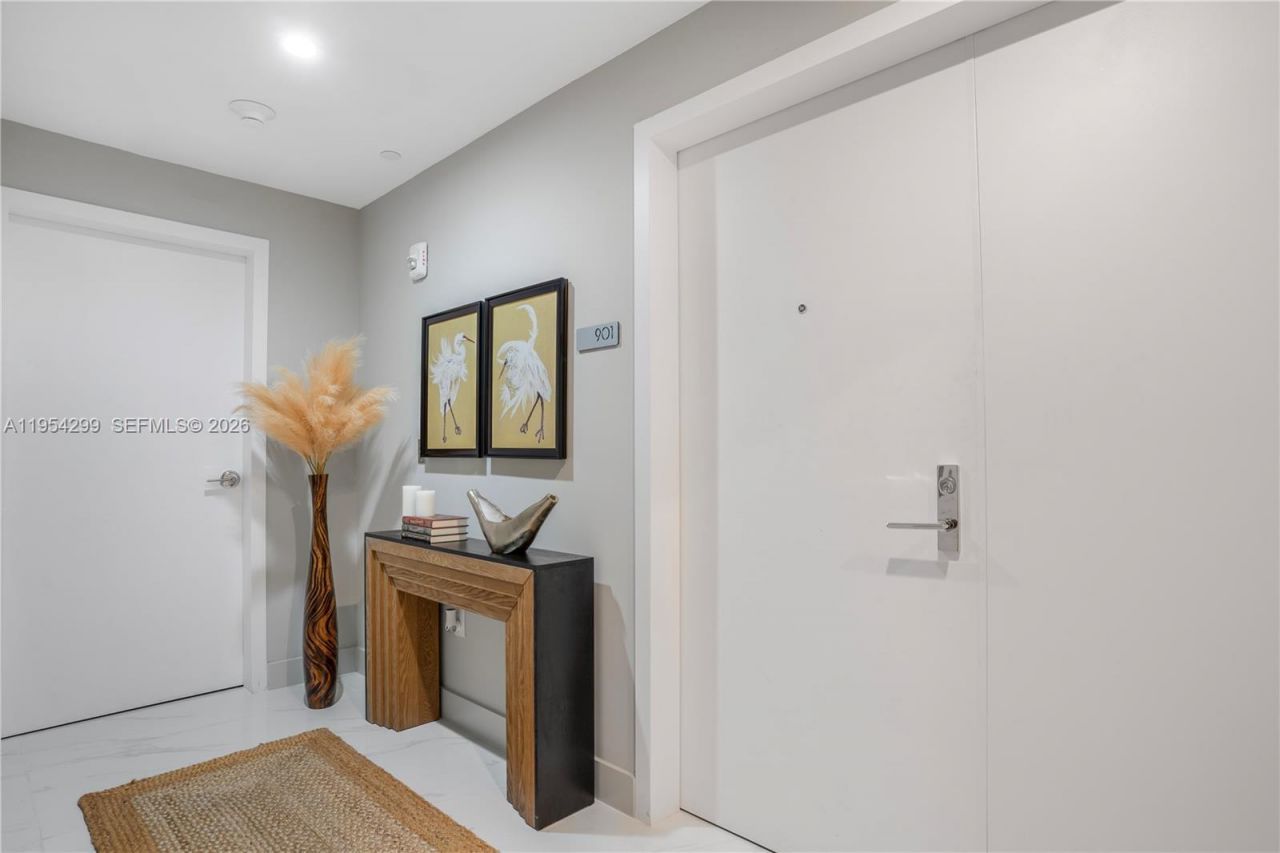 700 NE 24th Street , Unit 901, Miami, FL 33137 Photo