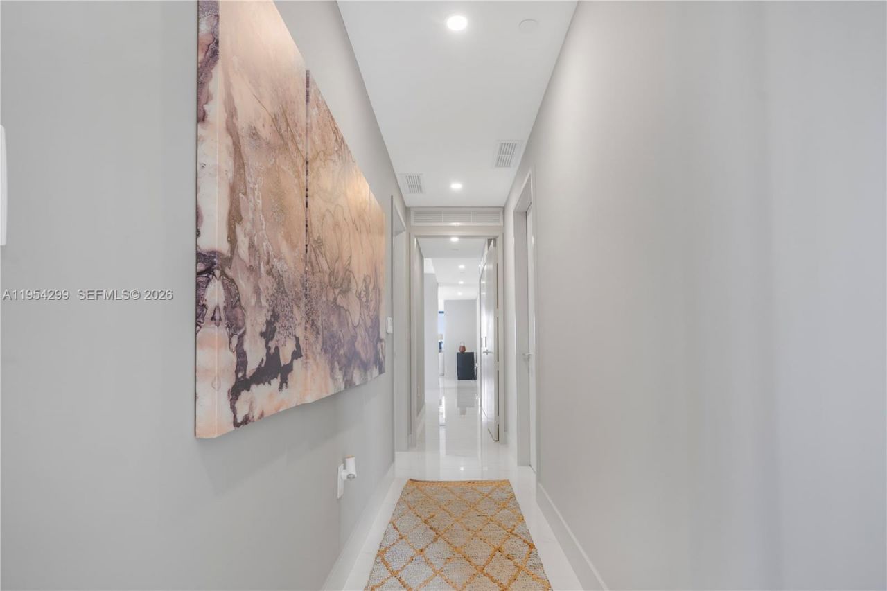 700 NE 24th Street , Unit 901, Miami, FL 33137 Photo