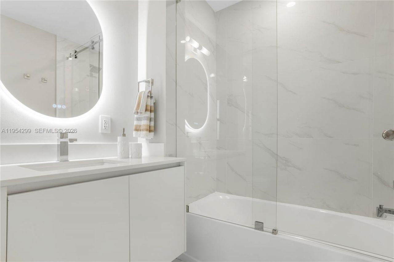 700 NE 24th Street , Unit 901, Miami, FL 33137 Photo