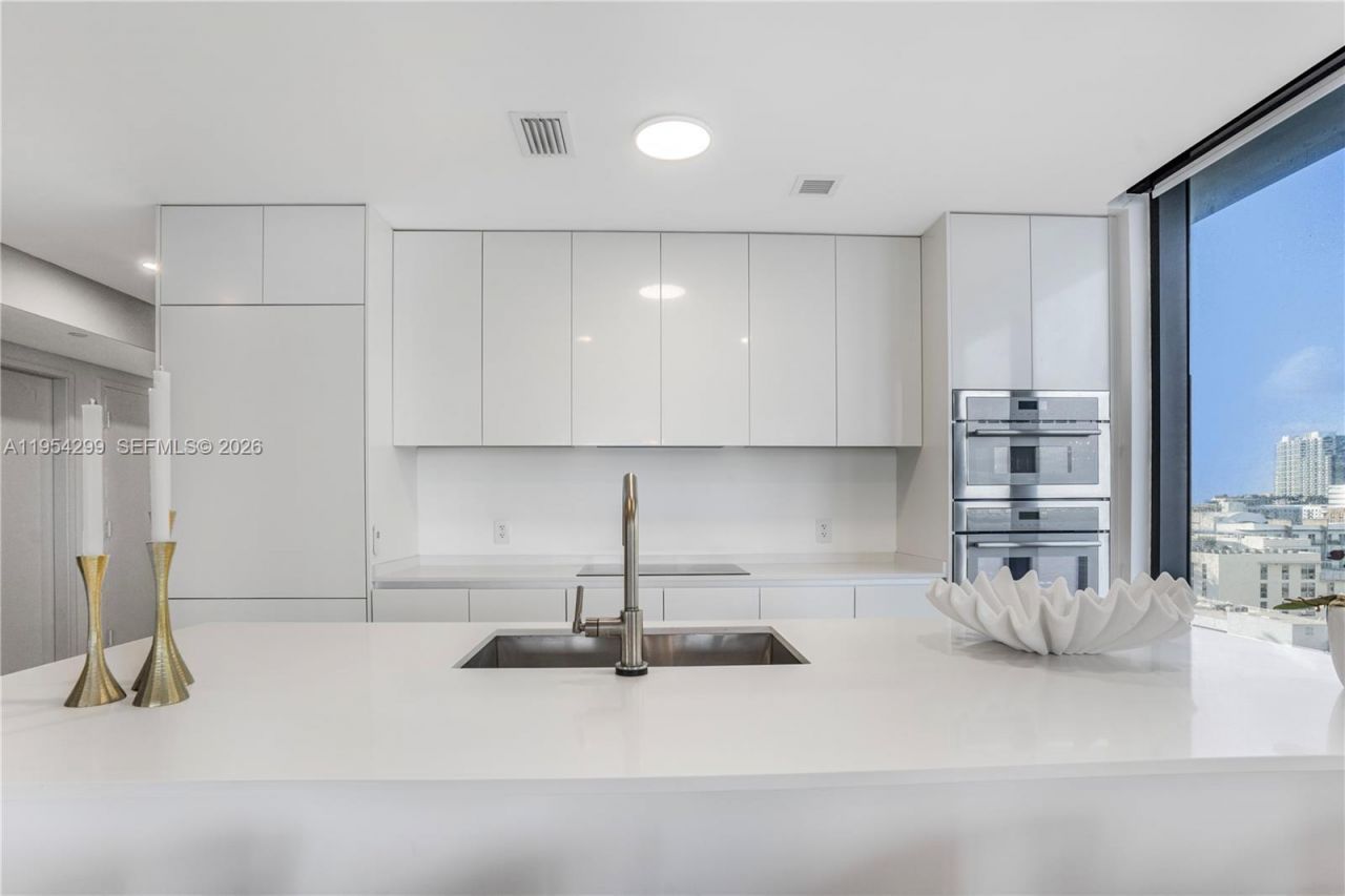 700 NE 24th Street , Unit 901, Miami, FL 33137 Photo