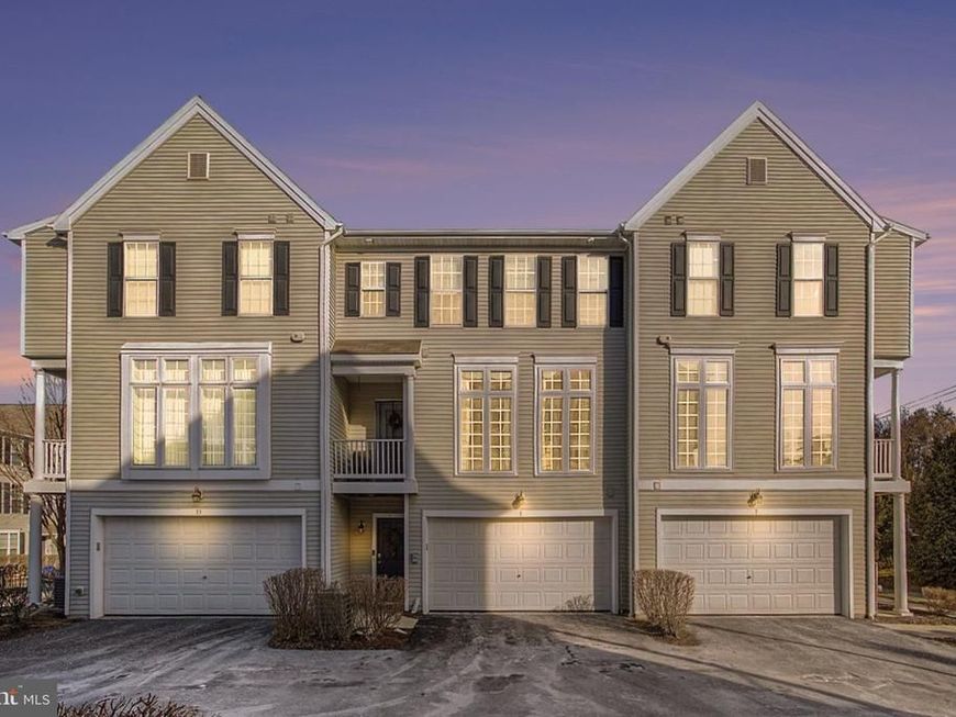 3009 E Meridian Cmns, Mechanicsburg, PA 17055 Main Photo