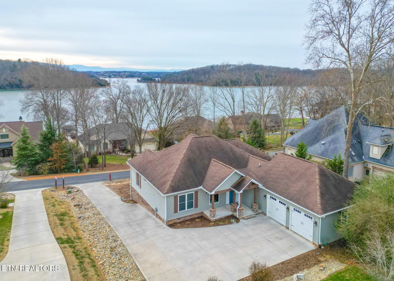 128 Saligugi Way, Loudon, TN 37774 Main Photo