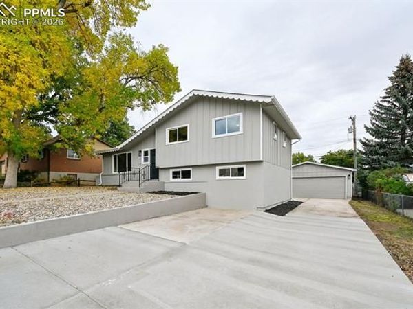 1913 Collier Avenue, Colorado Springs, CO 80909