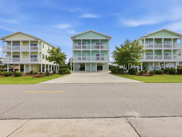 290 19th Ave. S, Unit A, Myrtle Beach, SC 29577