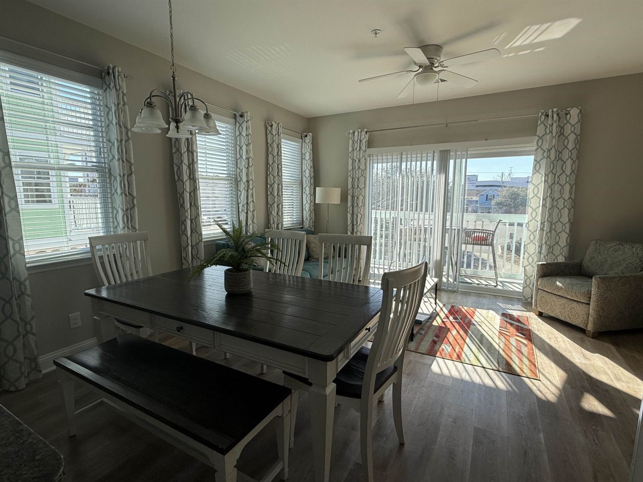 290 19th Ave. S Photo 8