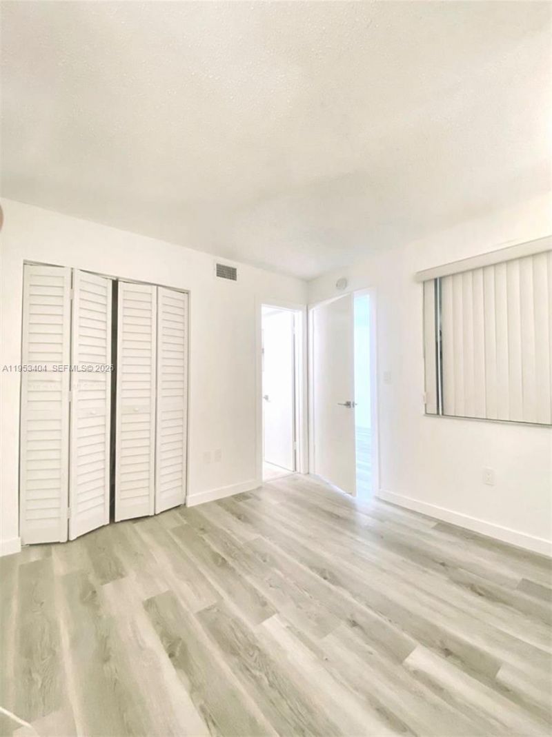 2575 SW 27th Ave, Unit 210, Miami, FL 33133 Photo