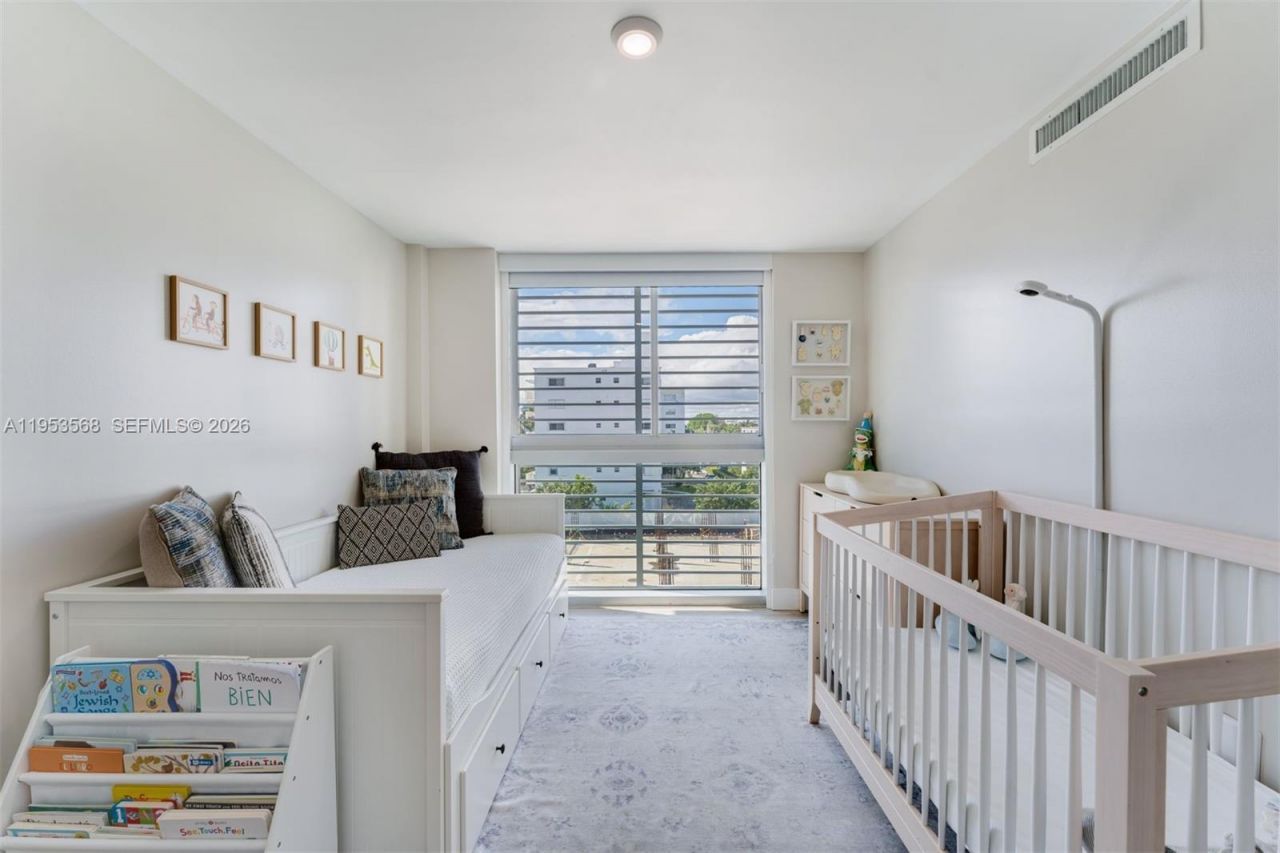 1025 92nd St, Unit 503, Bay Harbor Islands, FL 33154 Photo