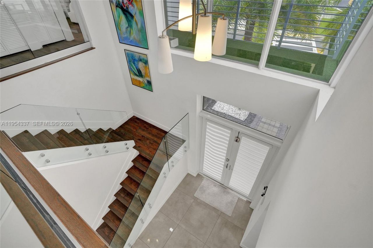 9995 NW 75th St, Doral, FL 33178 Photo