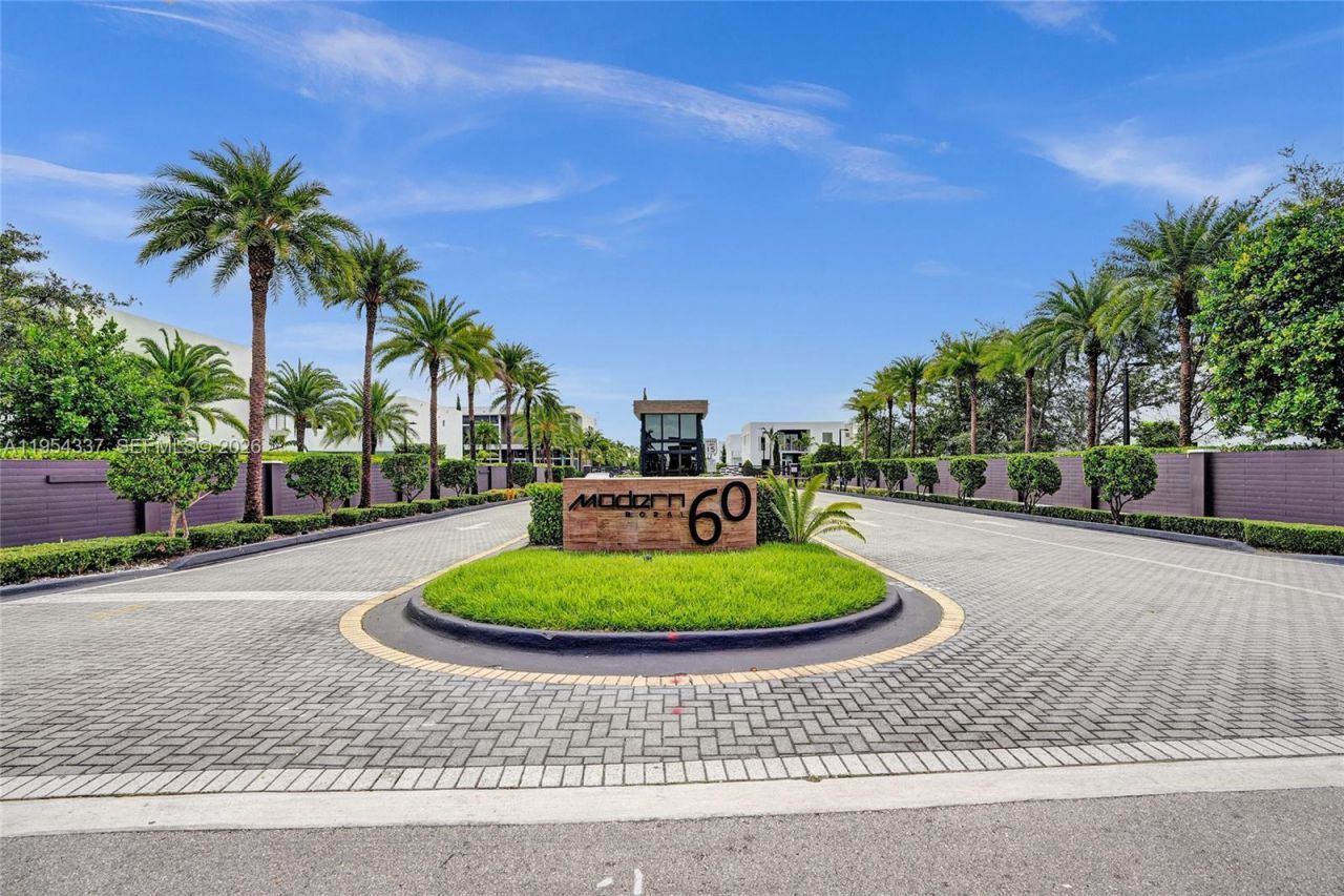 9995 NW 75th St, Doral, FL 33178 Photo