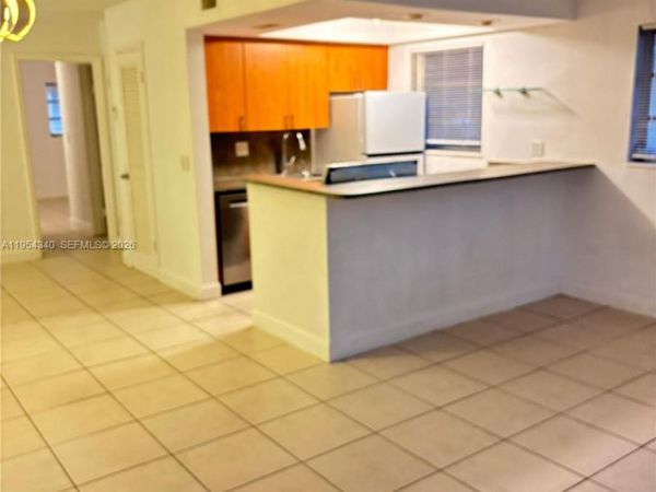 7370 SW 82nd St, Unit E217, Miami, FL 33143