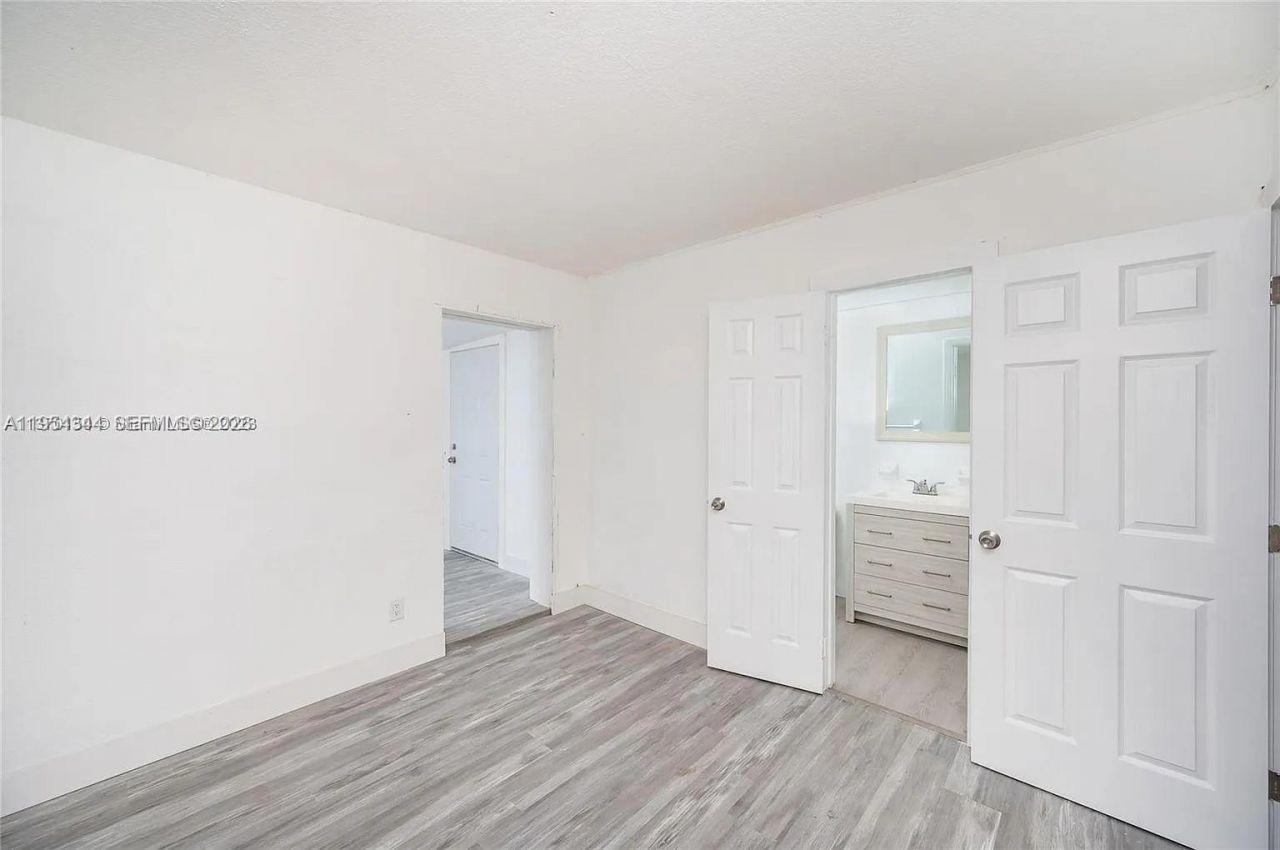 11950 SW 182nd Ter, Miami, FL 33177 Photo