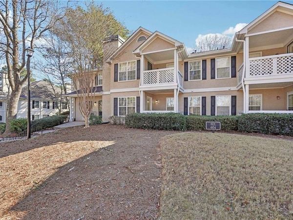 601 Peachtree Forest Ave, Peachtree Corners, GA 30265