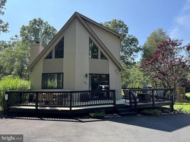 65 BYRON LANE, ALBRIGHTSVILLE, PA 18210