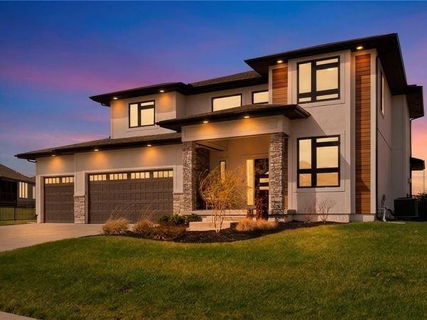 4808 Jamestown Drive, Lee's Summit, MO 64064