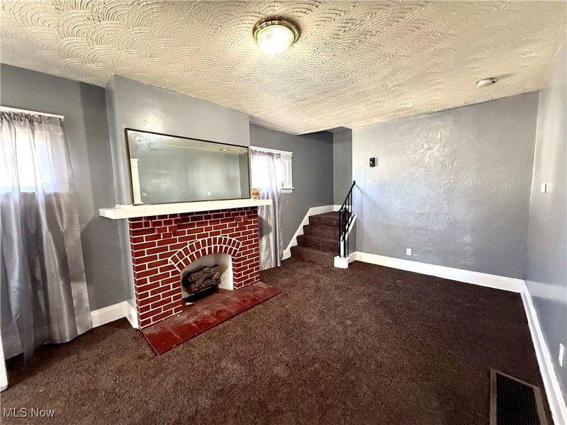 1273 E 135th Street, Cleveland, OH 44112 Photo 2