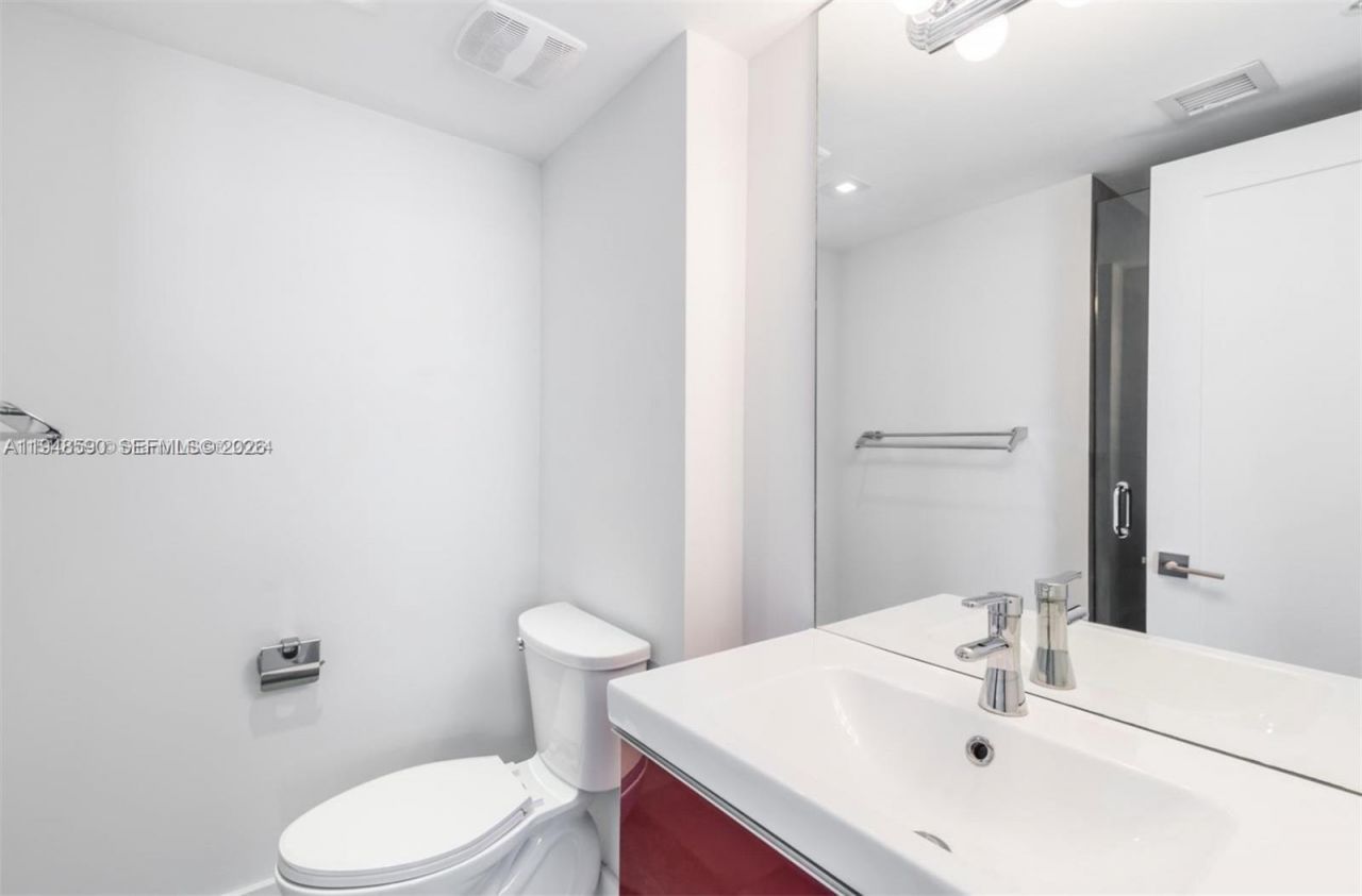 2829 Indian Creek Dr, Unit 601, Miami Beach, FL 33140 Photo