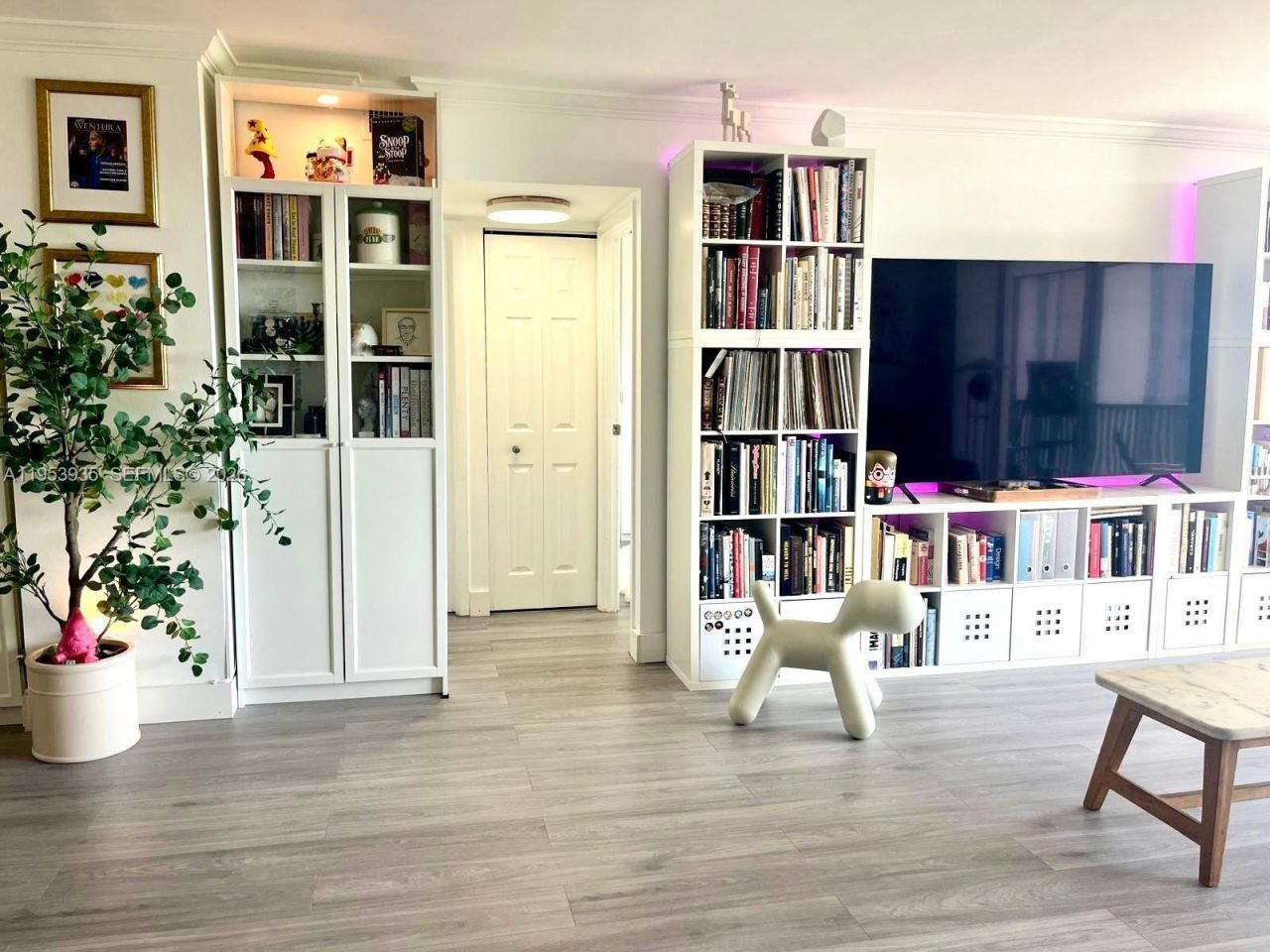 20301 W Country Club Dr, Unit 1126, Aventura, FL 33180 Photo