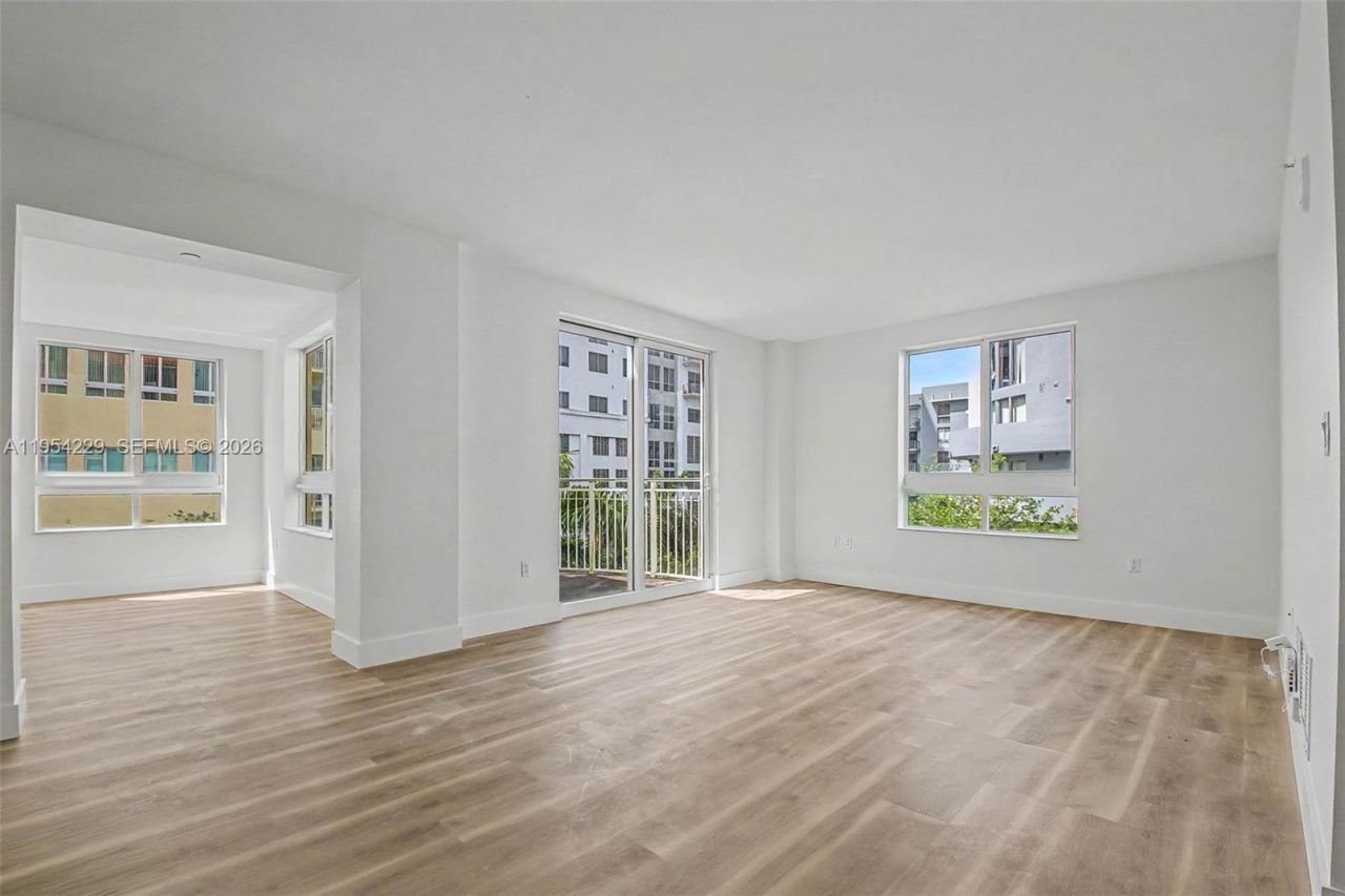 7355 SW 89th St, Unit 502N, Miami, FL 33156 Photo