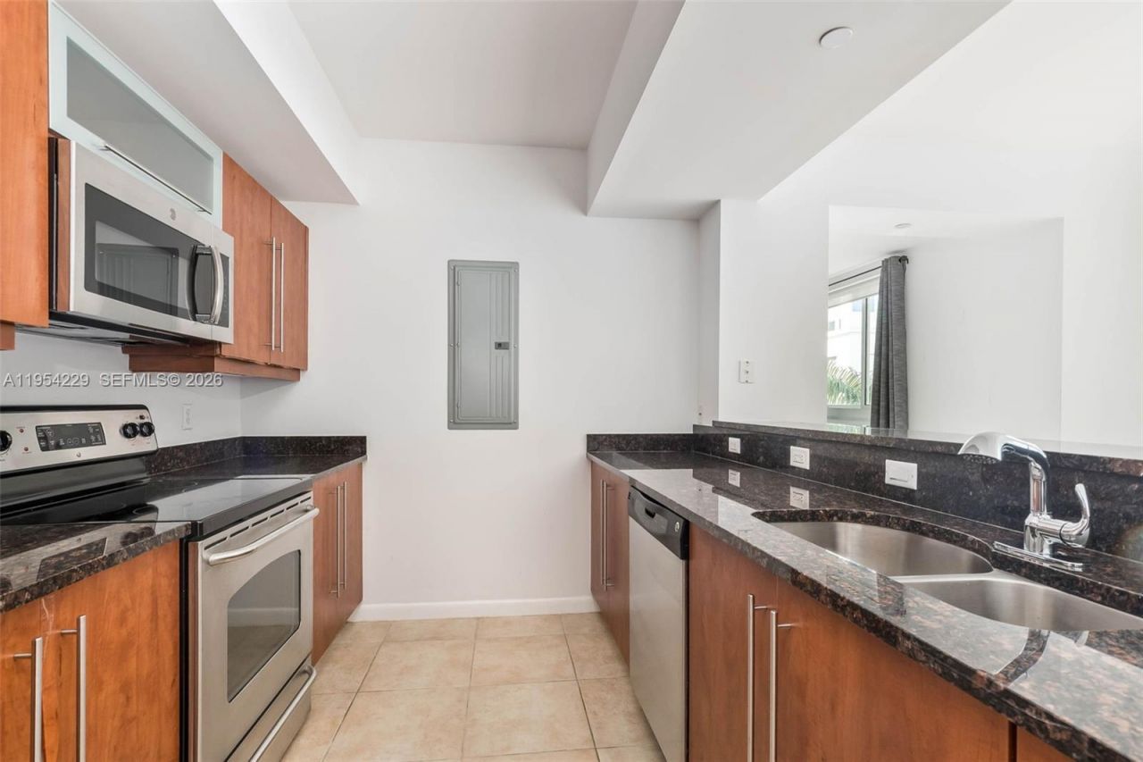 7355 SW 89th St, Unit 502N, Miami, FL 33156 Photo