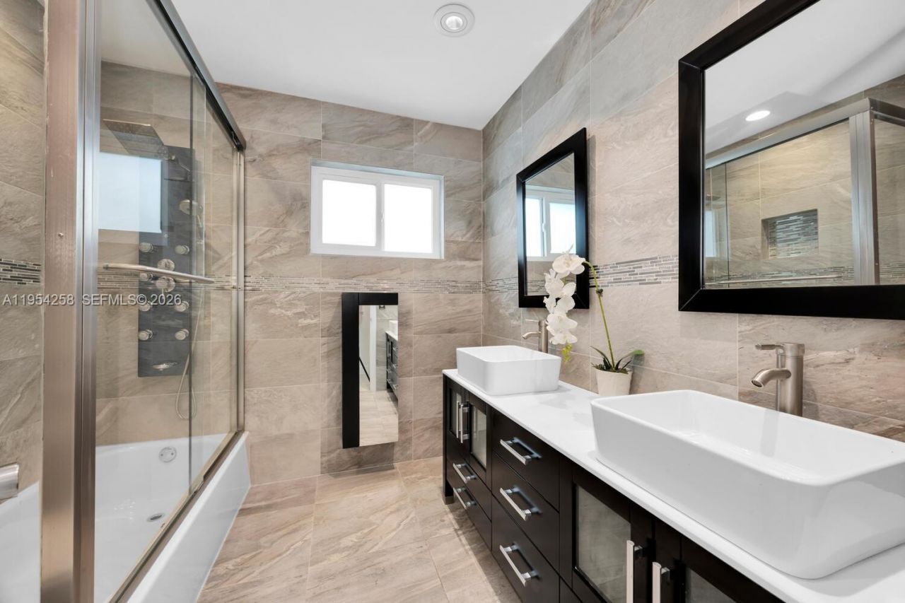 9841 SW 122nd St, Miami, FL 33176 Photo