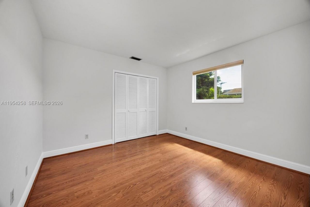 9841 SW 122nd St, Miami, FL 33176 Photo