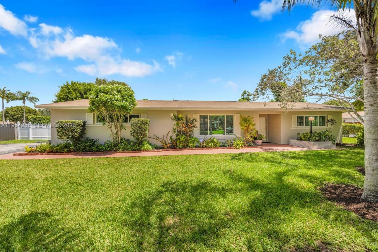 9841 SW 122nd St, Miami, FL 33176 Photo