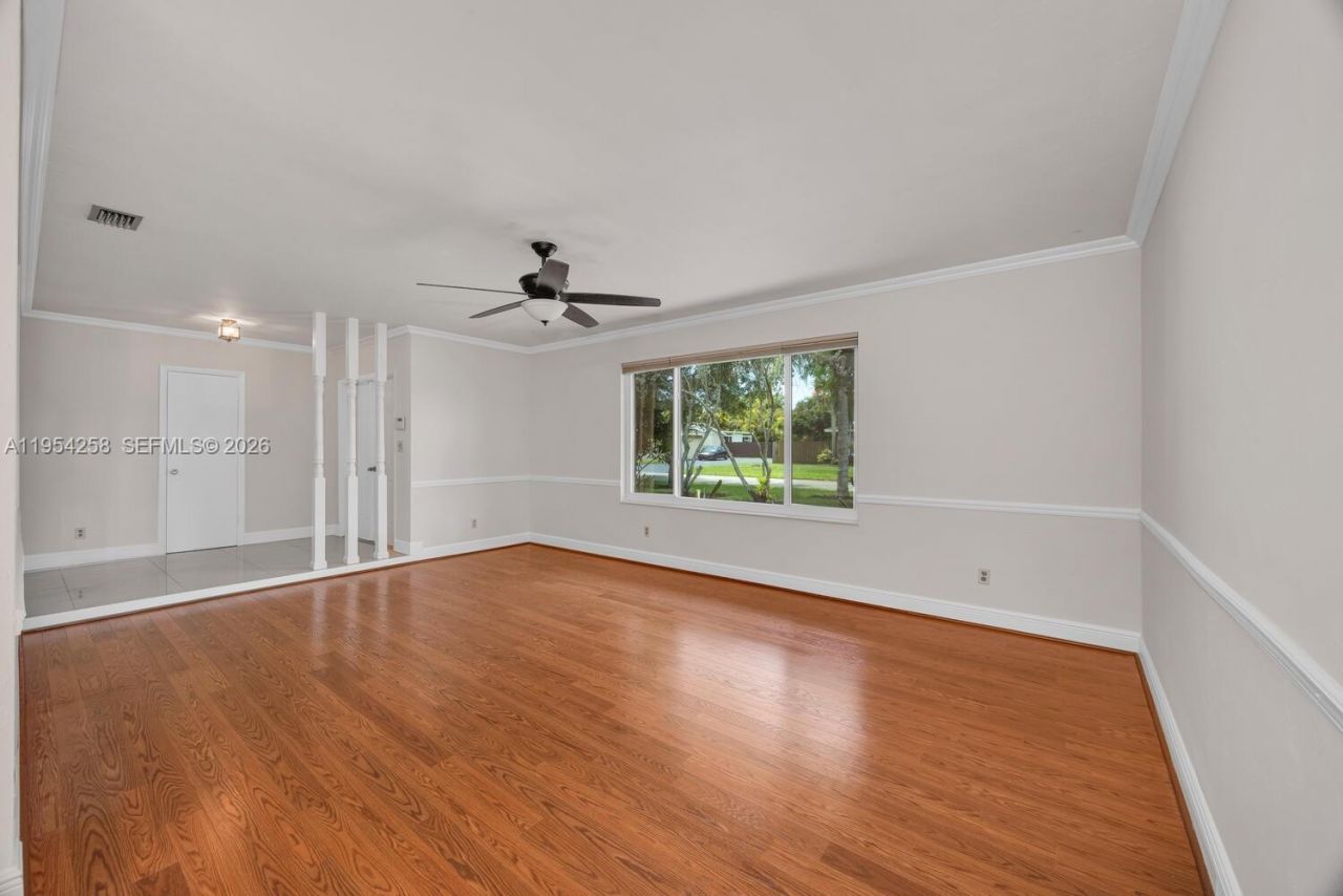 9841 SW 122nd St, Miami, FL 33176 Photo