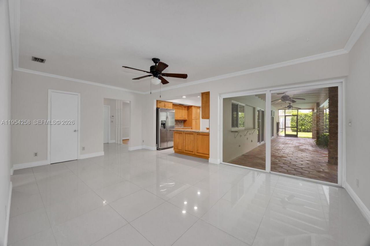 9841 SW 122nd St, Miami, FL 33176 Photo