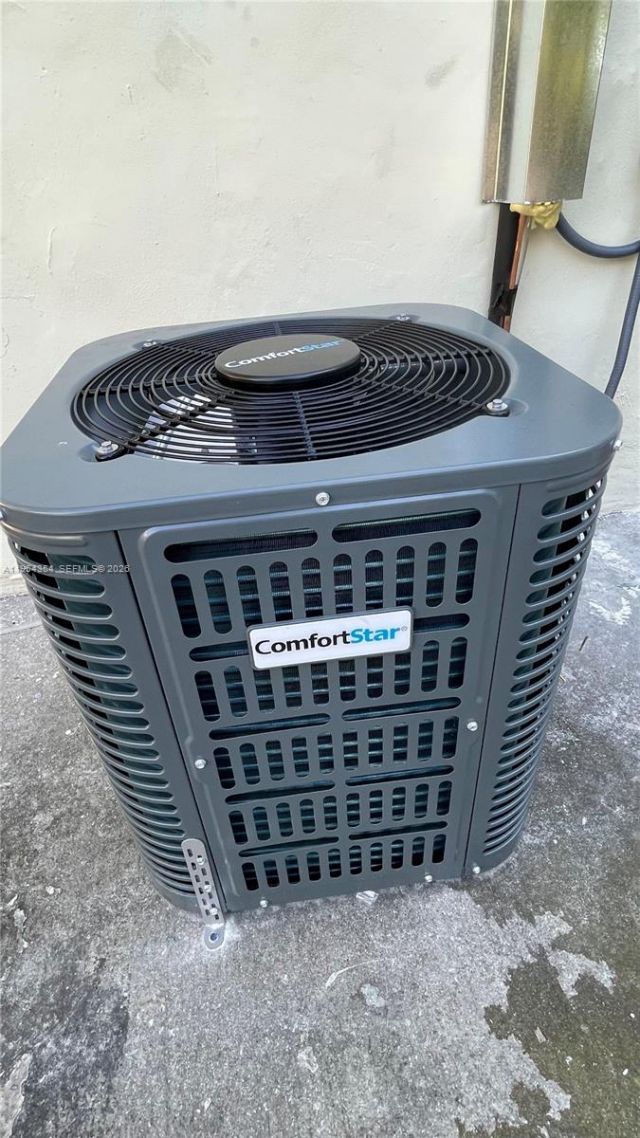 2433 NW 20th St, Fort Lauderdale, FL 33311 Photo