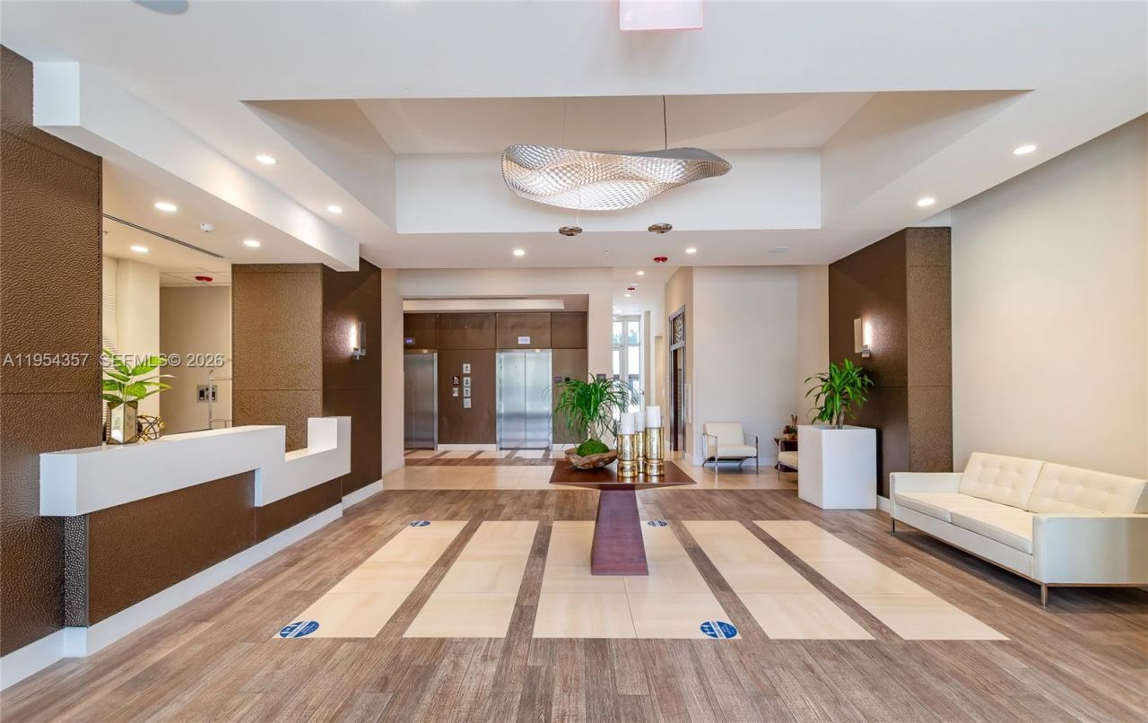 7875 NW 107th Ave, Unit 703, Doral, FL 33178 Photo