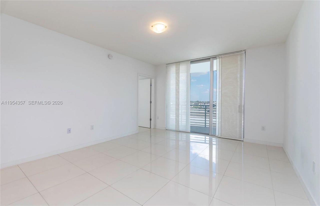 7875 NW 107th Ave, Unit 703, Doral, FL 33178 Photo