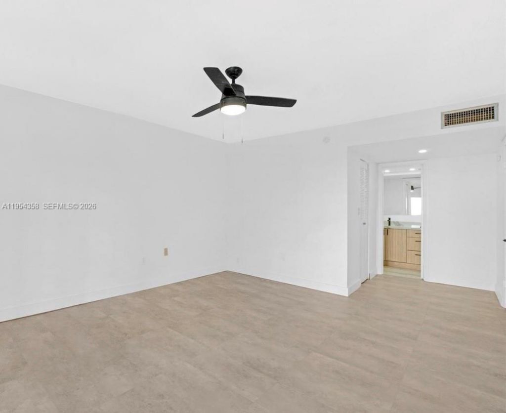 8315 SW 72nd Ave , Unit 201B, Miami, FL 33143 Photo