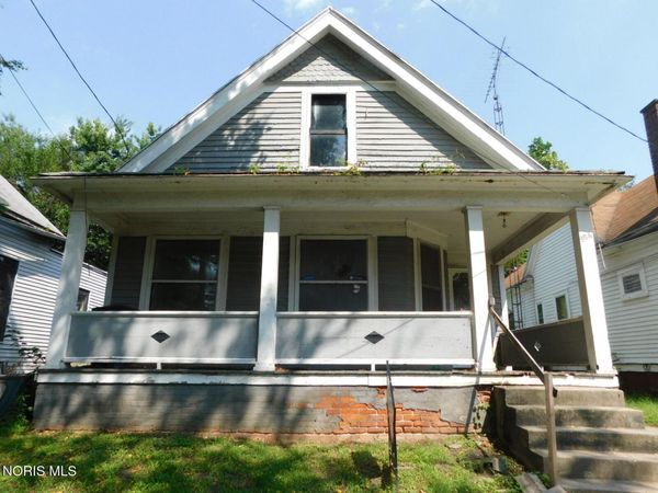 924 Blum Street, Toledo, OH 43607