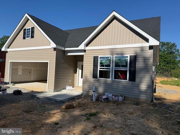 10918 CLINTON AVENUE, HAGERSTOWN, MD 21740