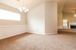 108 Jupiter Lane photo 4