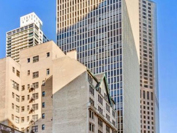100 E Walton Street, Unit 41DE, Chicago, IL 60611