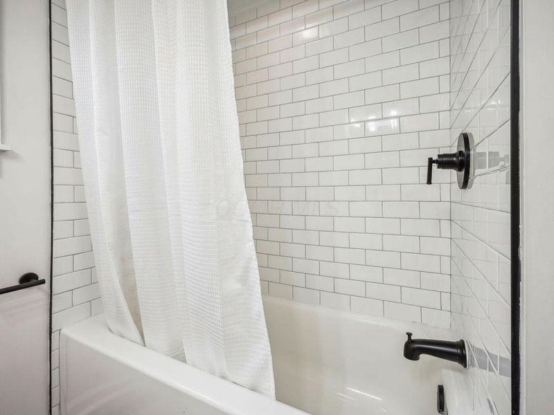 2888 Howey Road , Columbus, OH 43224 Photo 25