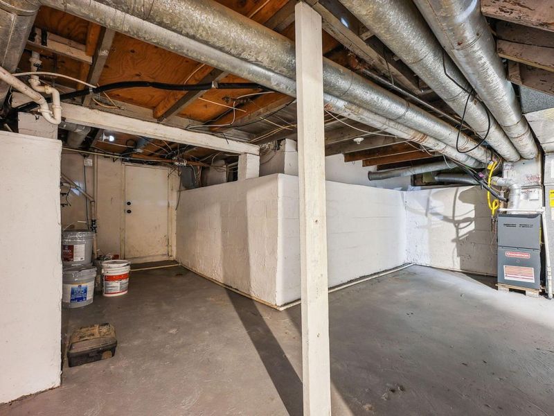 2888 Howey Road , Columbus, OH 43224 Photo 35