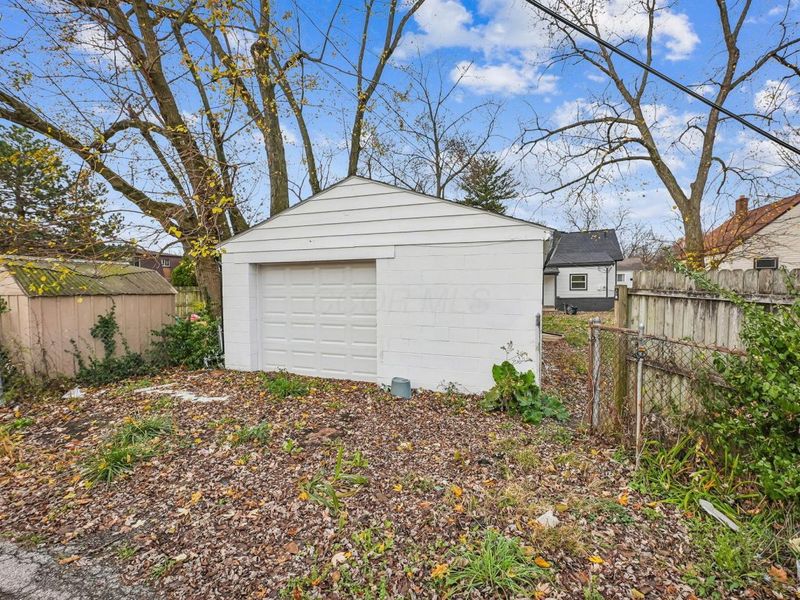 2888 Howey Road , Columbus, OH 43224 Photo 42