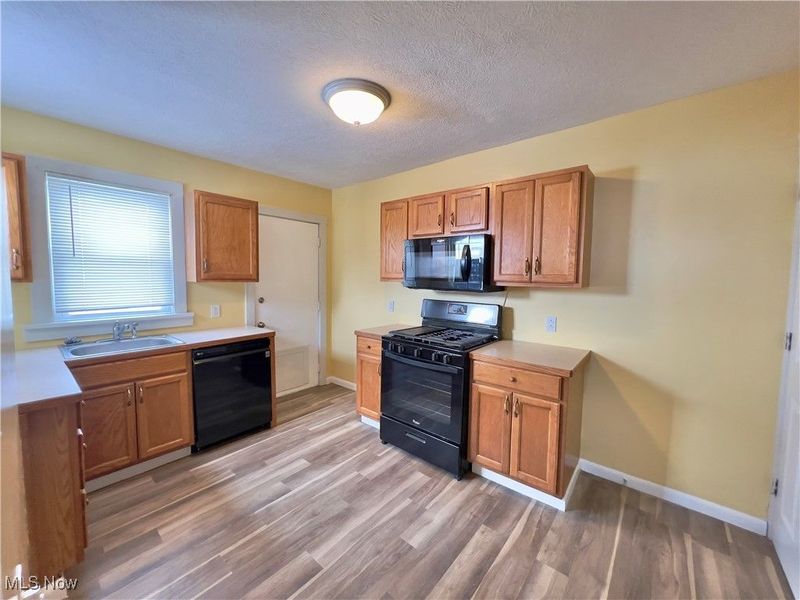 1227 Greenfield Avenue SW, Canton, OH 44706 Photo 6