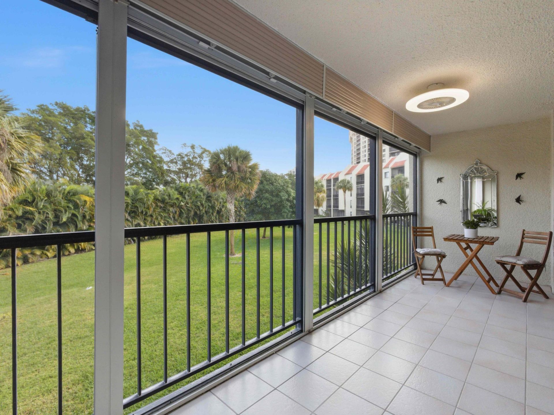 2520 Presidential Way, Unit 203, West Palm Beach, FL 33401 Photo