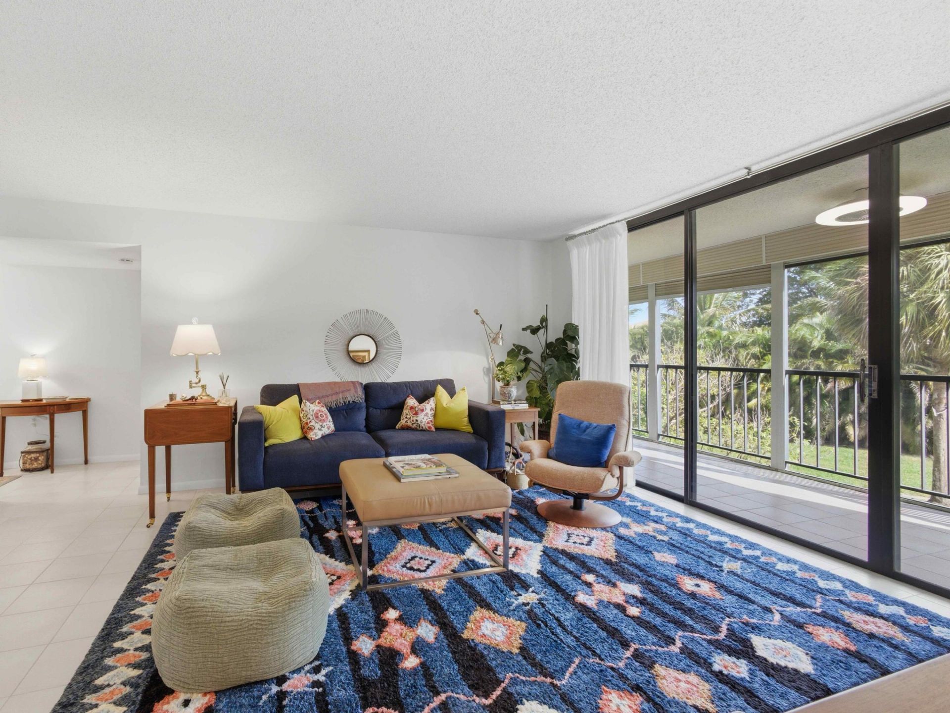 2520 Presidential Way, Unit 203, West Palm Beach, FL 33401 Photo