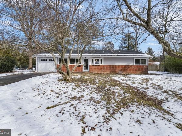 20 STOCKTON ROAD, KENDALL PARK, NJ 08824