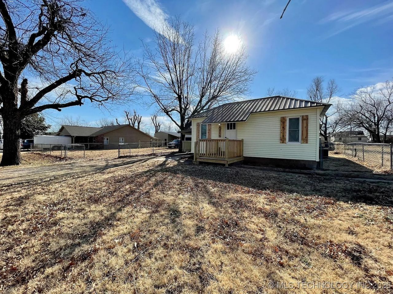 1515 E Oak Street, Cushing, OK 74023 Main Photo