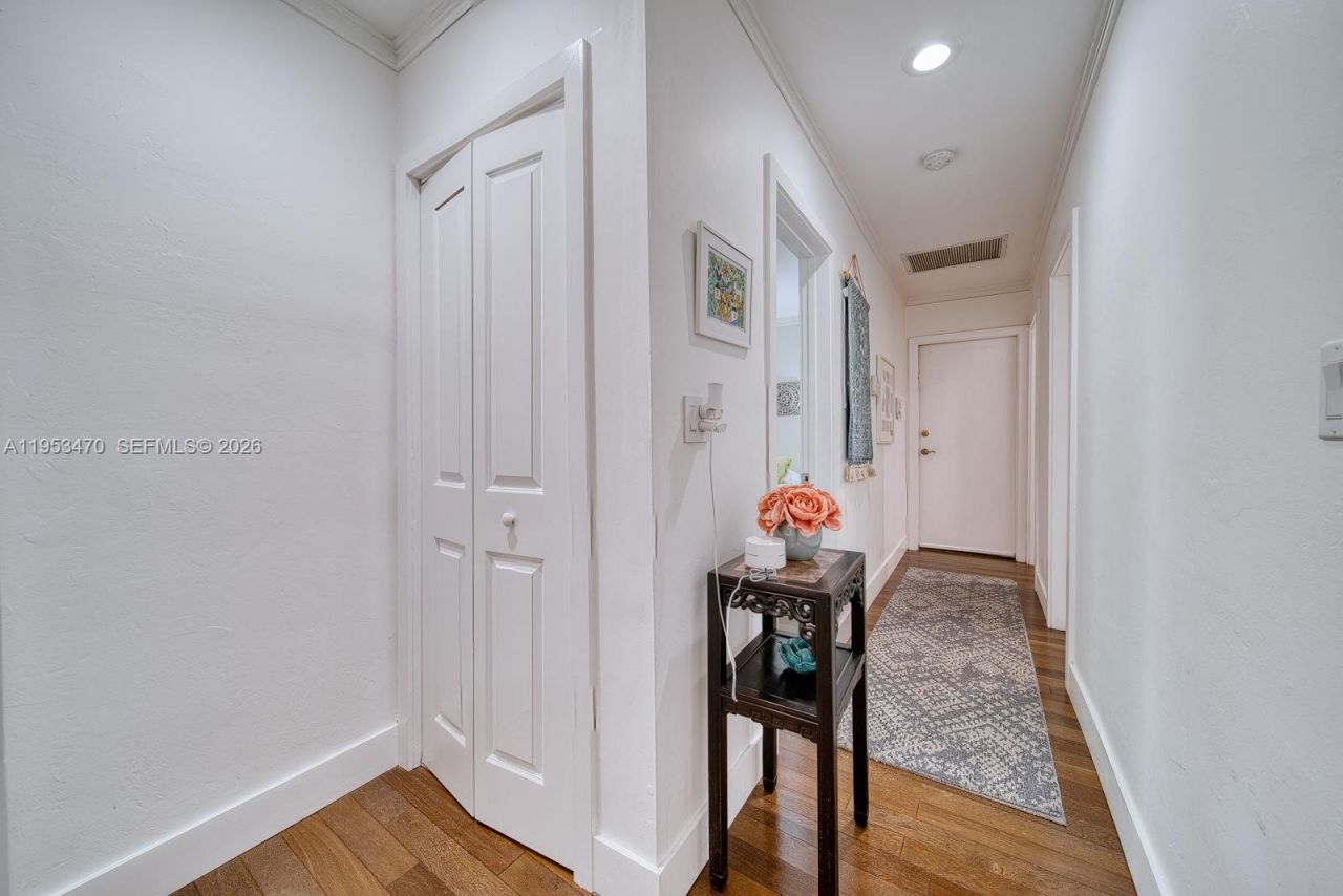 9750 SW 96 Ct, Miami, FL 33176 Photo