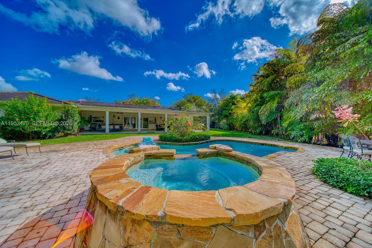 9750 SW 96 Ct, Miami, FL 33176 Photo